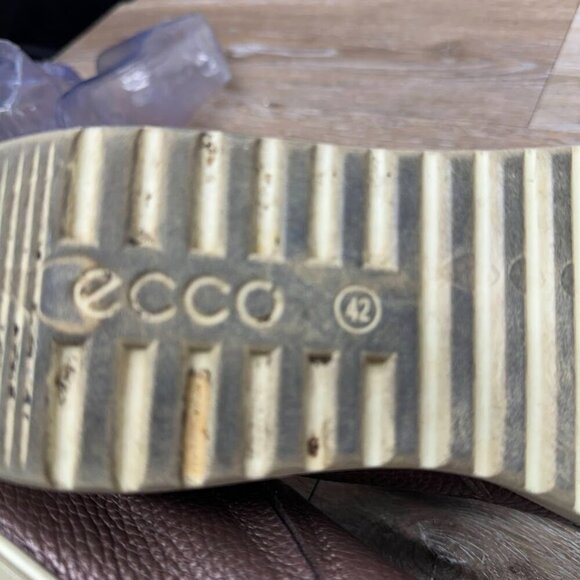 Ecco Metallic Slip On Sneaker Women's Size EU 42 - Picture 5 of 8
